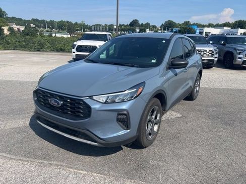 Used 2025 Ford Escape ST-Line w/ Equipment Group 301A FWD image 3