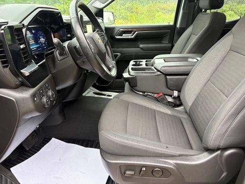 Used 2025 Chevrolet Silverado 1500 LT AWD/4WD image 15