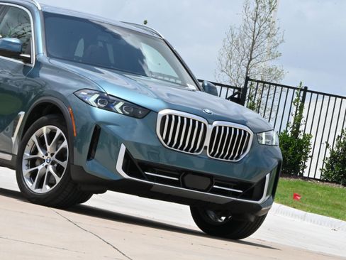 Certified 2026 BMW X5 xDrive40i AWD/4WD image 40
