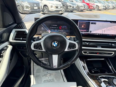 Used 2024 BMW X5 sDrive40i w/ M Sport Package RWD image 39