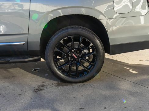 New 2026 GMC Yukon XL Elevation w/ Elevation Premium Package image 33