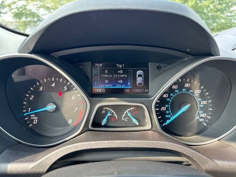 Used 2016 Ford Escape Titanium AWD/4WD image 12