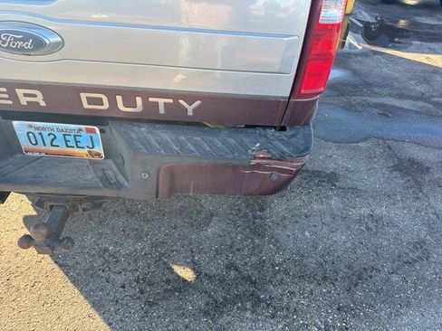 Used 2016 Ford F250 Platinum w/ FX4 Off-Road Package image 7