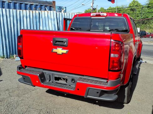 Used 2017 Chevrolet Colorado Z71 AWD/4WD image 7