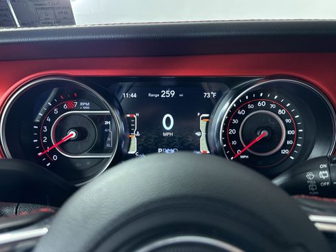 Used 2021 Jeep Wrangler Unlimited Rubicon image 10