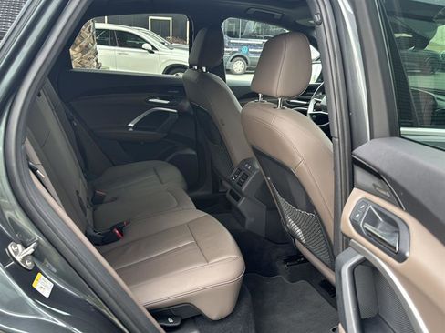 Used 2025 Audi Q5 Premium Plus w/ Premium Plus image 15