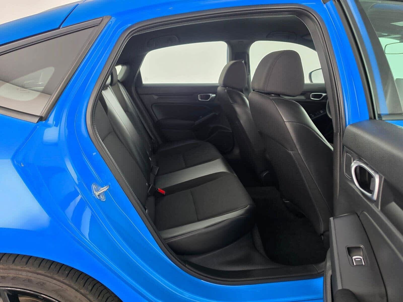 Used 2023 Honda Civic Sport image 12