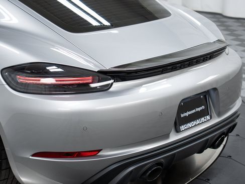 Certified 2025 Porsche 718 Cayman GTS RWD image 47