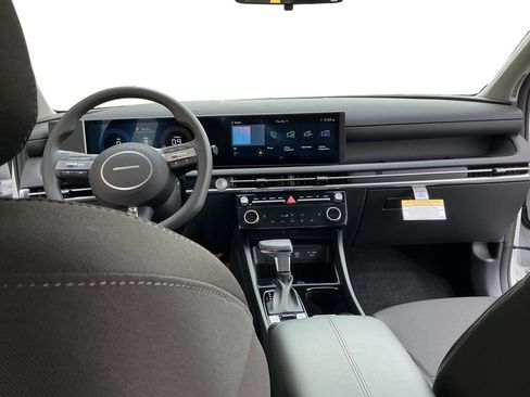 Used 2026 Hyundai Tucson SEL FWD image 5