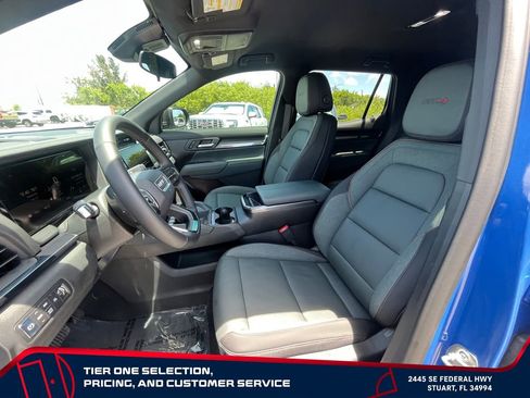 Certified 2026 GMC Terrain AT4 w/ Convenience Package III AWD/4WD image 10