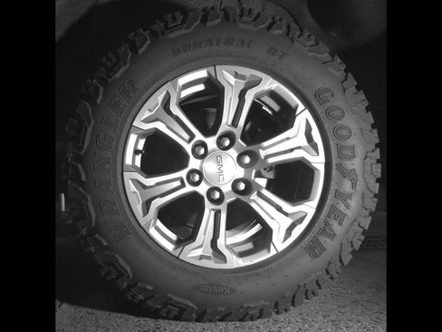 Certified 2021 GMC Sierra 1500 SLE w/ X31 Off-Road Package AWD/4WD image 13