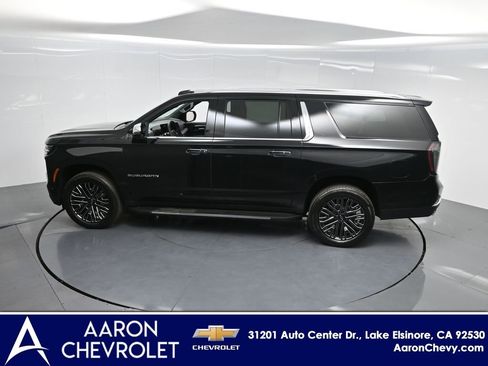 New 2026 Chevrolet Suburban Premier w/ Sun And Tow Package image 42