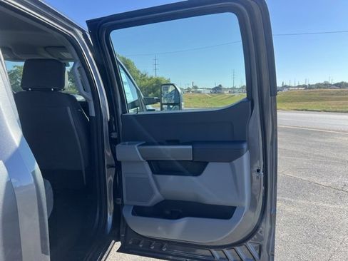 New 2026 Ford F250 4x4 Crew Cab Super Duty image 17