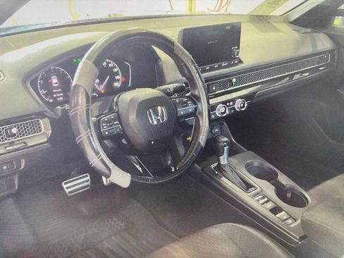 Used 2023 Honda Civic Sport image 5
