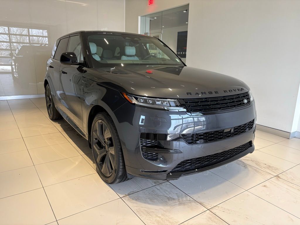 New 2026 Land Rover Range Rover Sport Dynamic SE AWD/4WD image 6