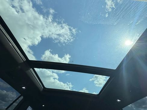 Used 2020 Cadillac XT6 Premium Luxury image 15