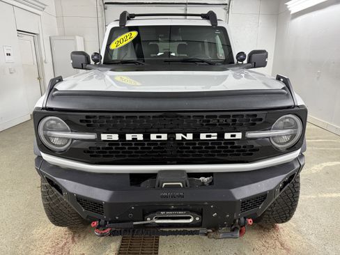 Used 2022 Ford Bronco Wildtrak image 2