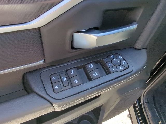 New 2026 RAM 3500 Big Horn AWD/4WD image 13