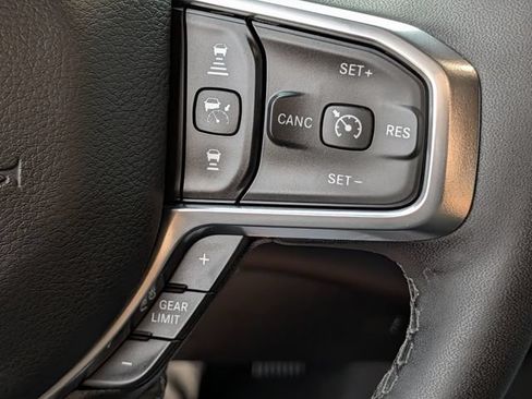 Used 2025 RAM 1500 Big Horn AWD/4WD image 19