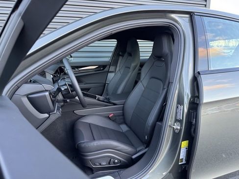 New 2026 Porsche Panamera 4 image 5