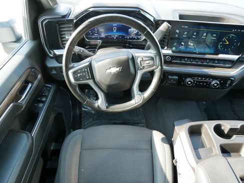 Used 2024 Chevrolet Silverado 2500 LT w/ Convenience Package AWD/4WD image 8