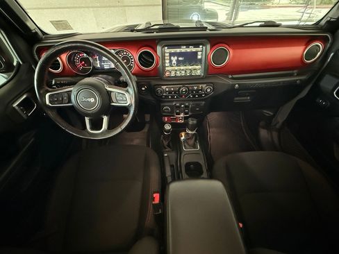 Used 2021 Jeep Wrangler Unlimited Rubicon image 25