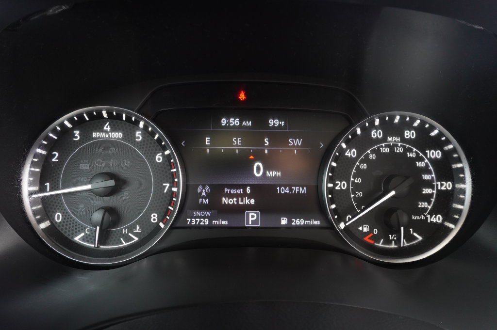 Certified 2022 Nissan Armada SV w/ SV Appearance Package RWD image 21