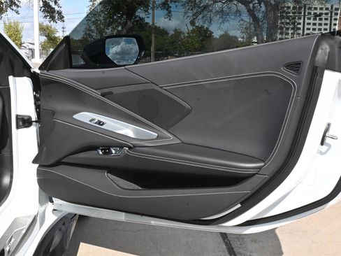 Used 2025 Chevrolet Corvette Z06 w/ Battery Protection Package image 25