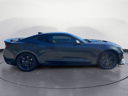 Used 2017 Chevrolet Camaro ZL1 image 4