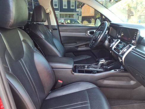 Used 2023 Kia Sorento S w/ Panoramic Sunroof Package FWD image 11