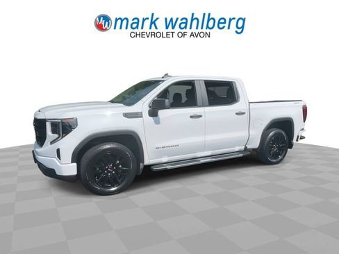 Used 2024 GMC Sierra 1500 Pro w/ Graphite Edition AWD/4WD image 4