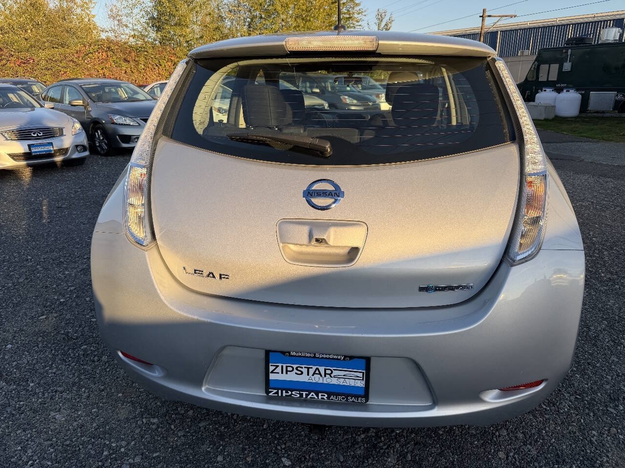 Used 2013 Nissan Leaf S w/ Charger Pkg FWD image 4