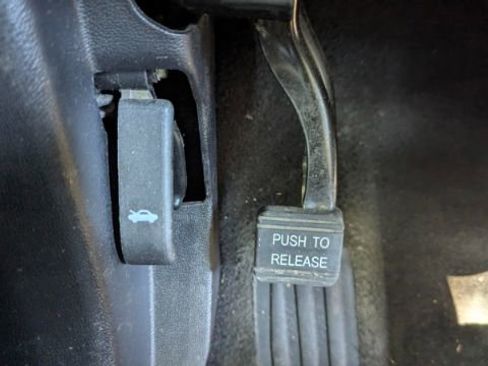 Used 2020 Dodge Journey Crossroad FWD image 36