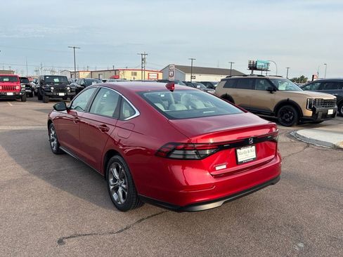 Used 2024 Honda Accord EX image 7