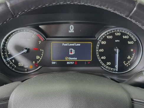 Used 2021 Cadillac XT4 Premium Luxury FWD image 15
