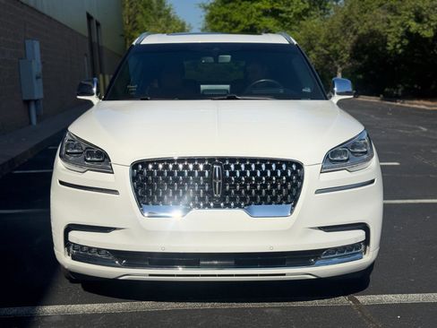 Used 2022 Lincoln Aviator Black Label w/ Dynamic Handling Package image 11
