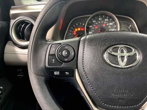 Used 2014 Toyota RAV4 XLE image 23