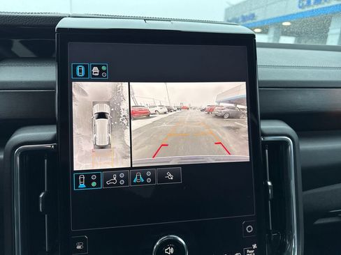 Used 2025 GMC Yukon Denali image 25