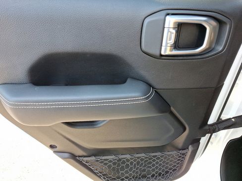 Used 2020 Jeep Wrangler Unlimited Rubicon image 19