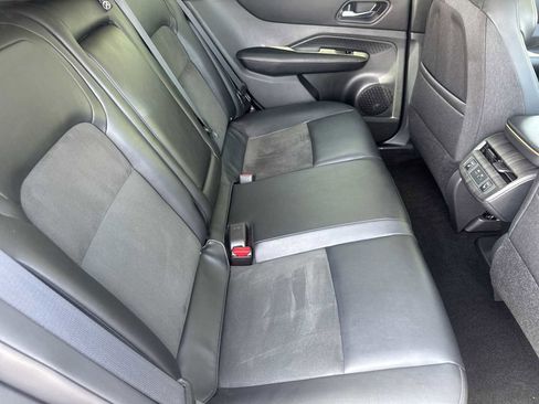 Used 2023 Nissan Ariya FWD image 16