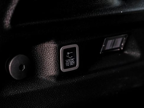 Used 2021 Jeep Grand Cherokee L Limited image 72