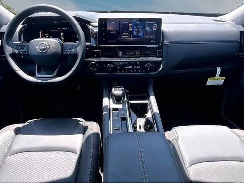 New 2026 Nissan Pathfinder SL w/ Cargo Package FWD image 5