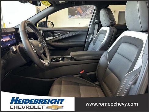 Used 2024 Chevrolet Blazer EV LT AWD/4WD image 13