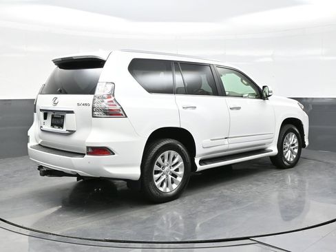 Used 2016 Lexus GX 460 w/ Premium Package AWD/4WD image 7