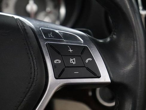 Used 2013 Mercedes-Benz SL 550 image 21