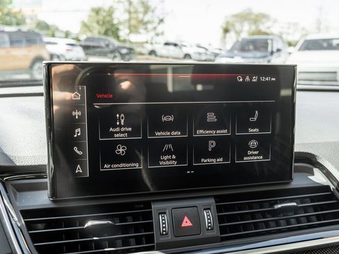 Used 2023 Audi SQ5 Premium Plus image 19