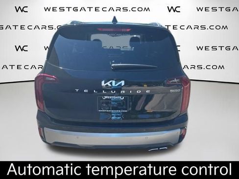 Certified 2025 Kia Telluride S FWD image 10