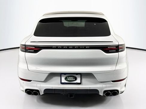 Used 2023 Porsche Cayenne Coupe AWD/4WD image 6