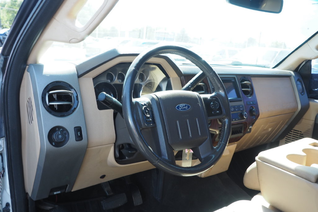 Used 2011 Ford F350 Lariat w/ Lariat Ultimate Pkg AWD/4WD image 9