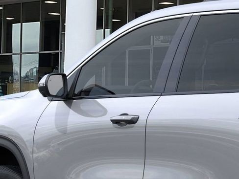 New 2026 GMC Acadia Elevation image 12